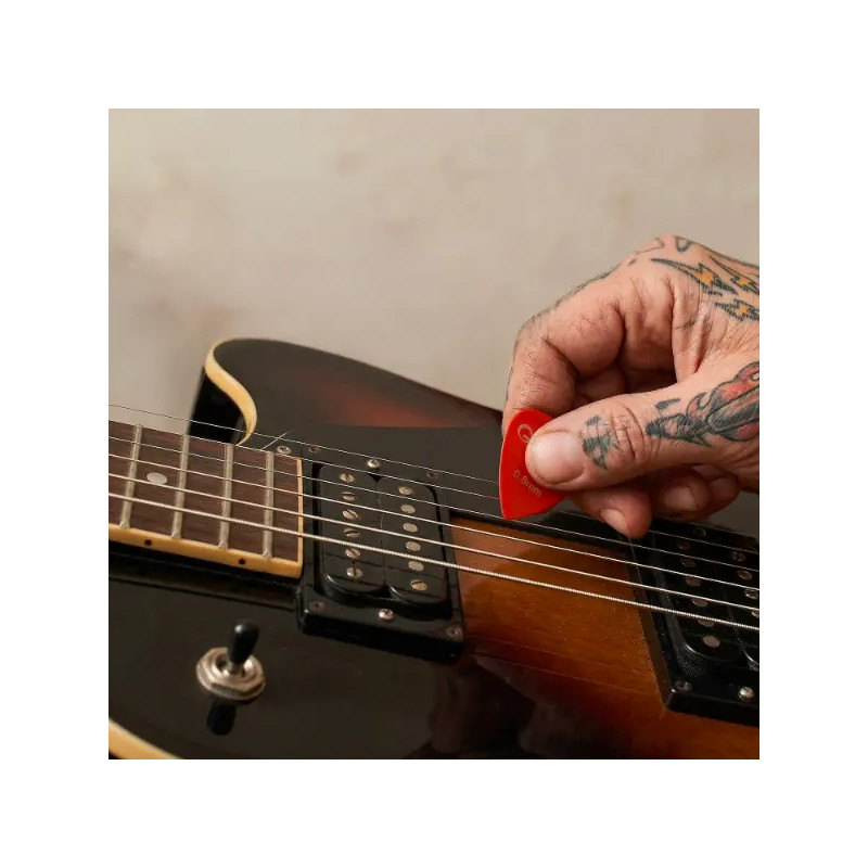 Zestaw muzyczny Stojak na instrument i 3x kostki